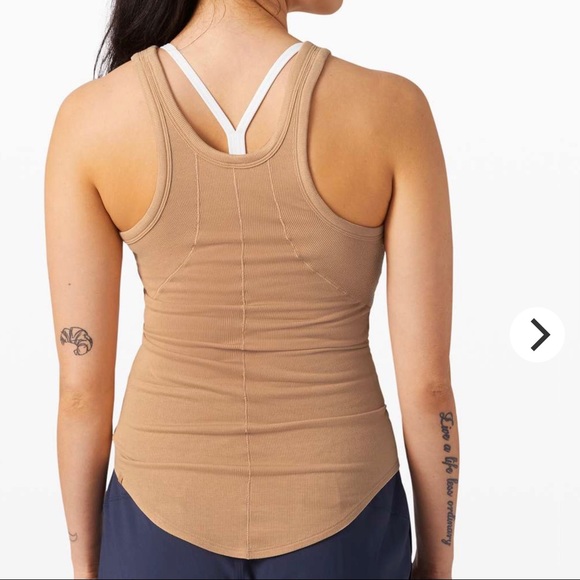 LULULEMON full day ahead tank - Picture 5 of 6